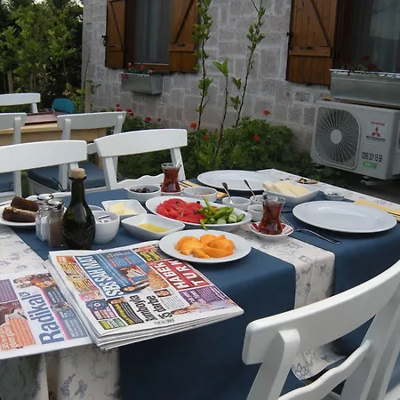 Guest house Casa Di Ada 3*